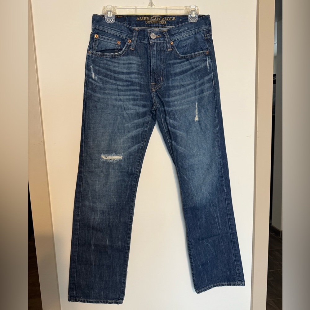 American Eagle Original Straight Distressed Medium Wash Jeans 28/30